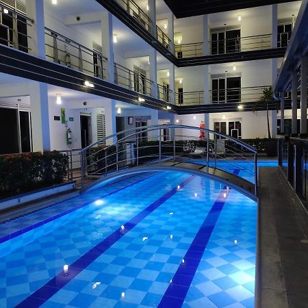 Confort Plaza Hotel فيلافيسينسيو المظهر الخارجي الصورة