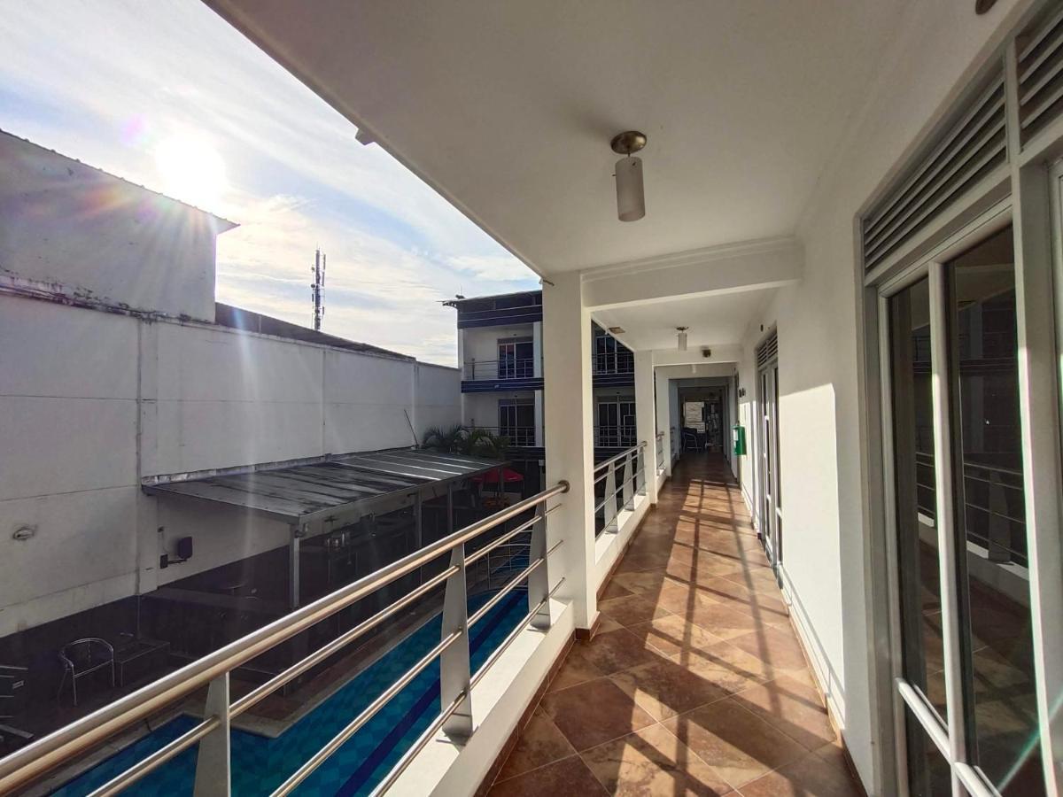 Confort Plaza Hotel فيلافيسينسيو المظهر الخارجي الصورة